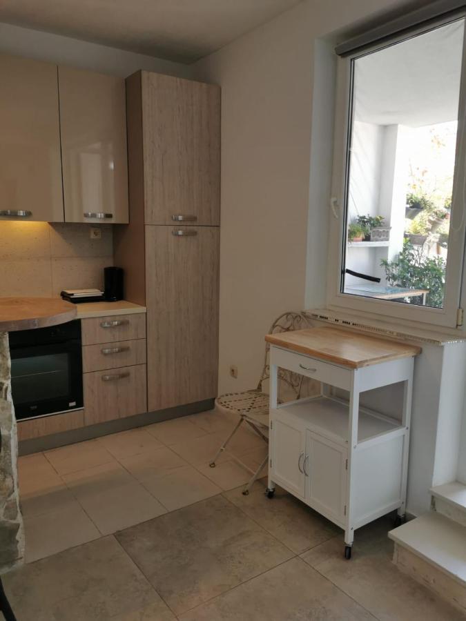 Near Beach Studio Kaštela Exteriör bild